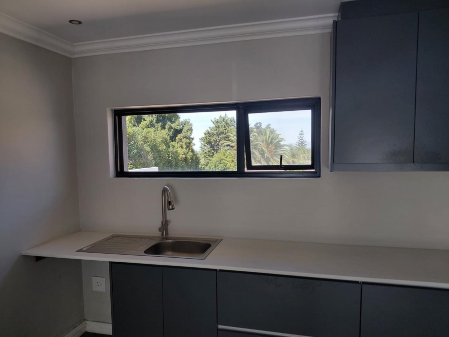 To Let 1 Bedroom Property for Rent in Protea Heights Western Cape